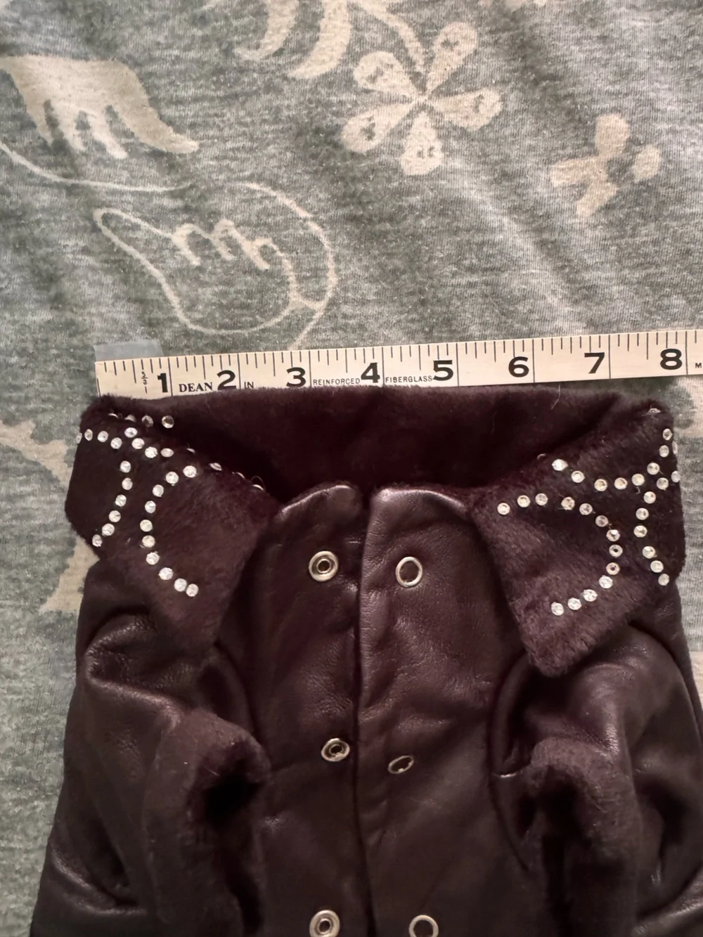 N/A black faux